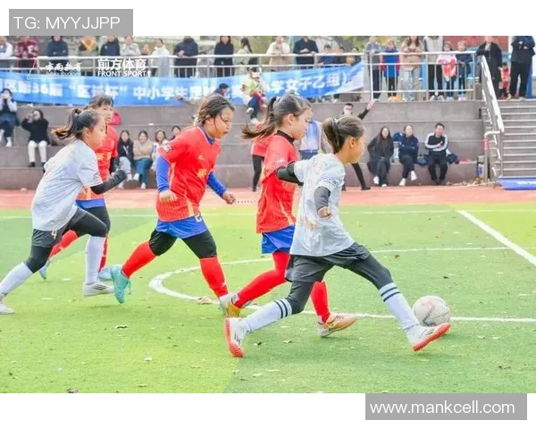 浙农林足球队奋勇拼搏展现青春风采助力校园文化建设与体育发展